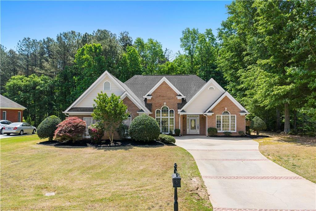 681 Templeton Dr., Loganville, GA 30052