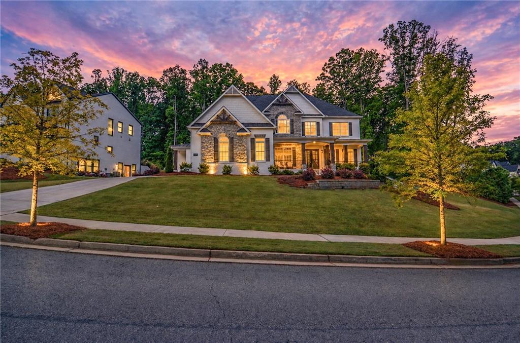 14195 Reserve Manor Ln., Roswell, GA 30075