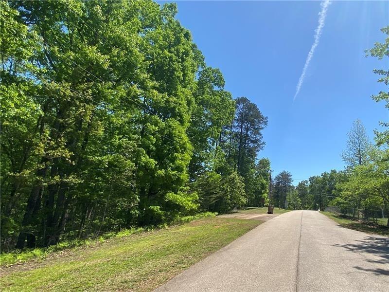 3712 Clubhouse Dr., Gainesville, GA 30501