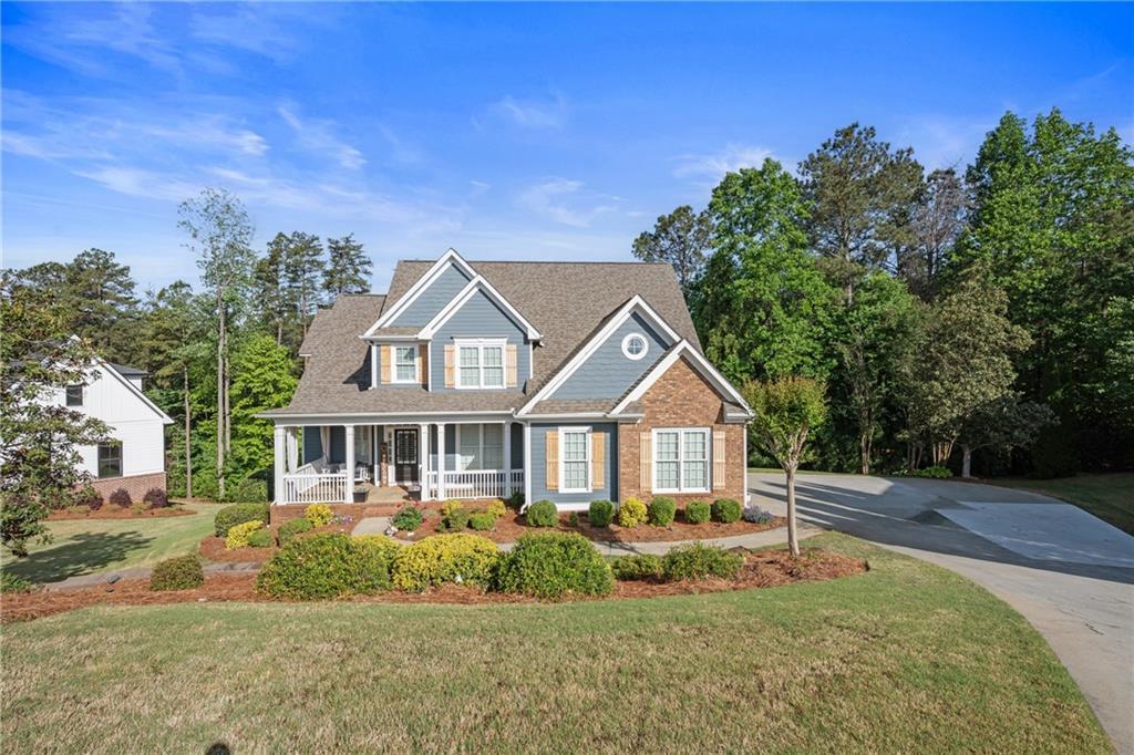 4452 Sandhurst Pl., Flowery Branch, GA 30542