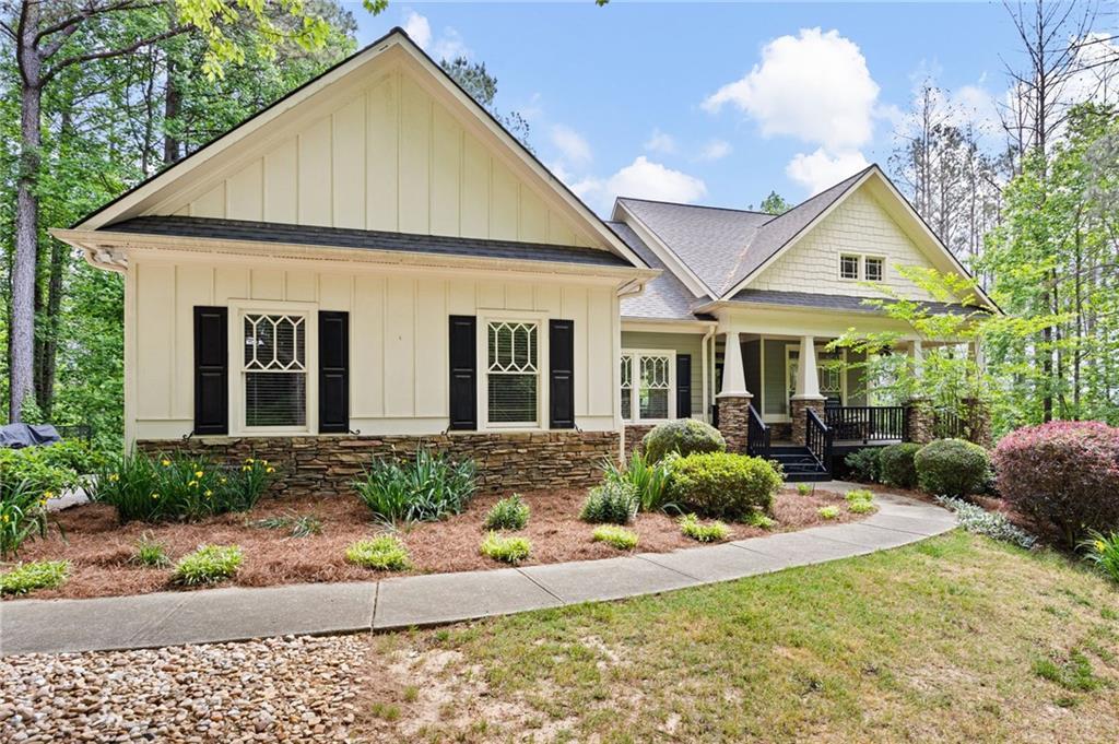107 Georgetown Dr., Dallas, GA 30132