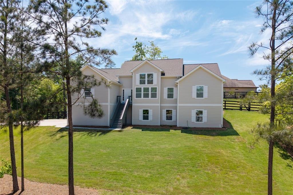 939 Whistler Ln., Canton, GA 30114