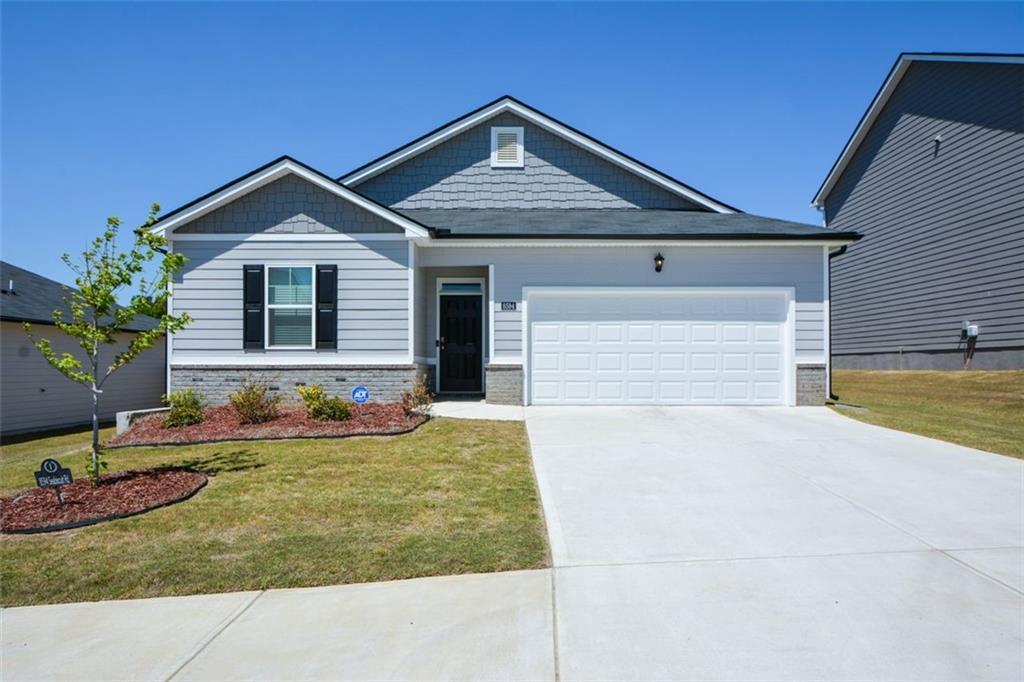 8594 Seabiscuit Rd., Lithonia, GA 30058