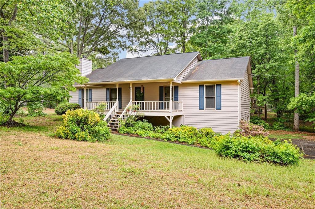 291 Crabapple Ct., Powder Springs, GA 30127