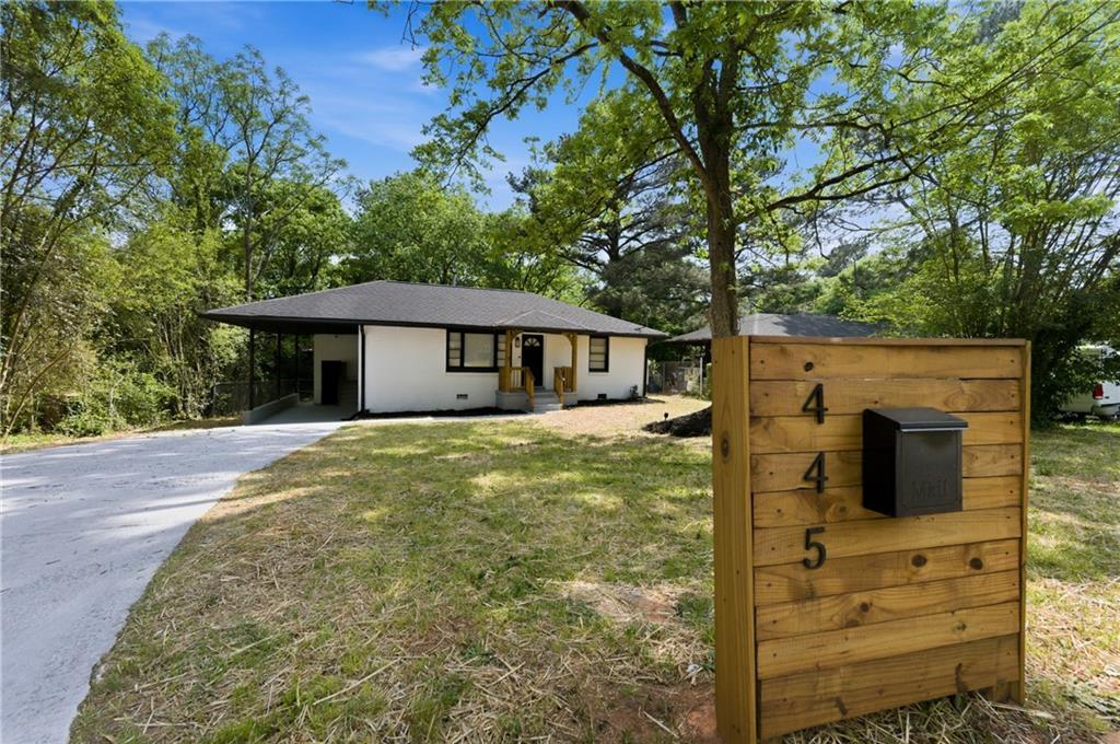 445 Carey Dr., Atlanta, GA 30315