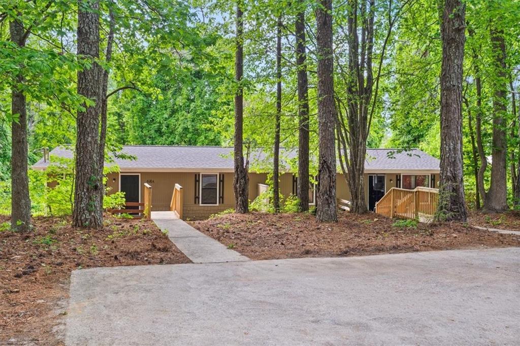 68 Lindsey Lake Dr., Dallas, GA 30157