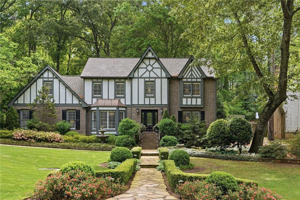 806 Marbrook Dr., Lawrenceville, GA 30044