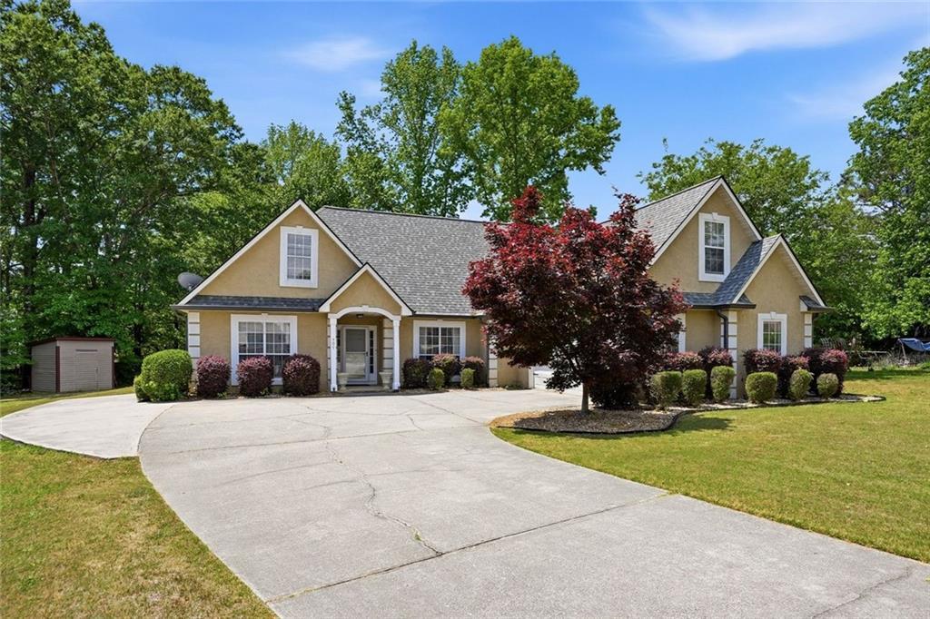 409 Leigh Ct., Stockbridge, GA 30281