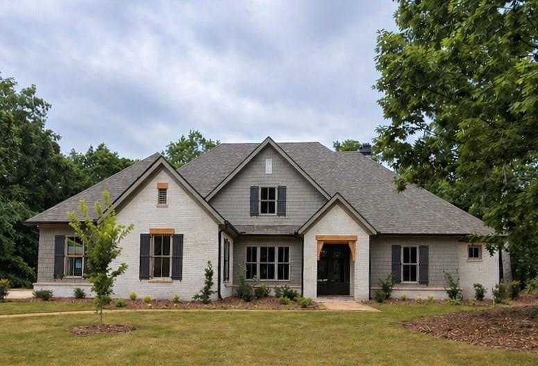 5416 Planting Field Ln., Flowery Branch, GA 30542
