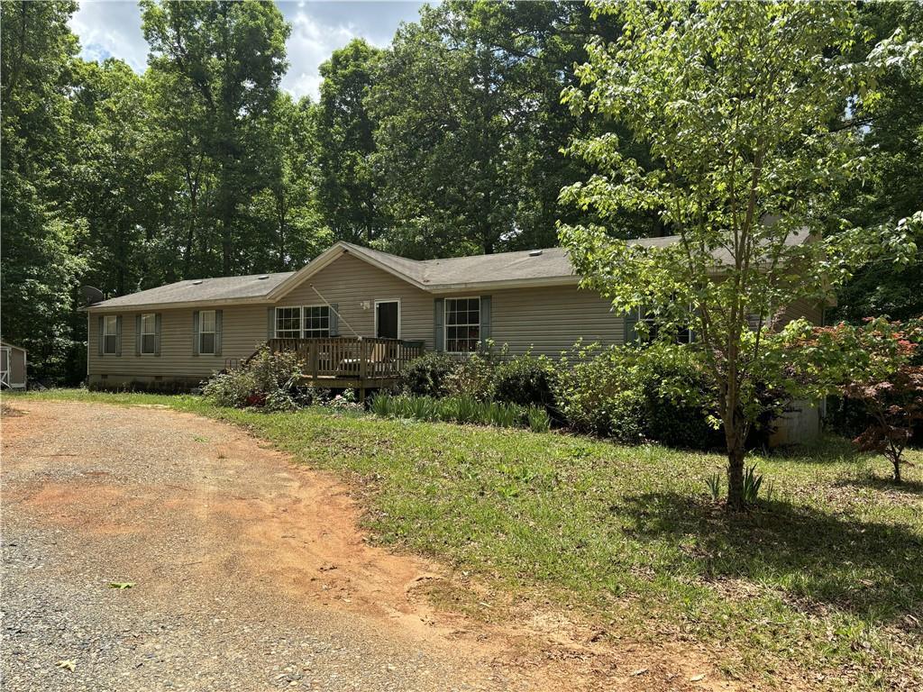 1757 Jackson Lake Rd., Mansfield, GA 30055