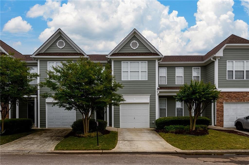 6334 Boat Shoal Ln., Flowery Branch, GA 30542