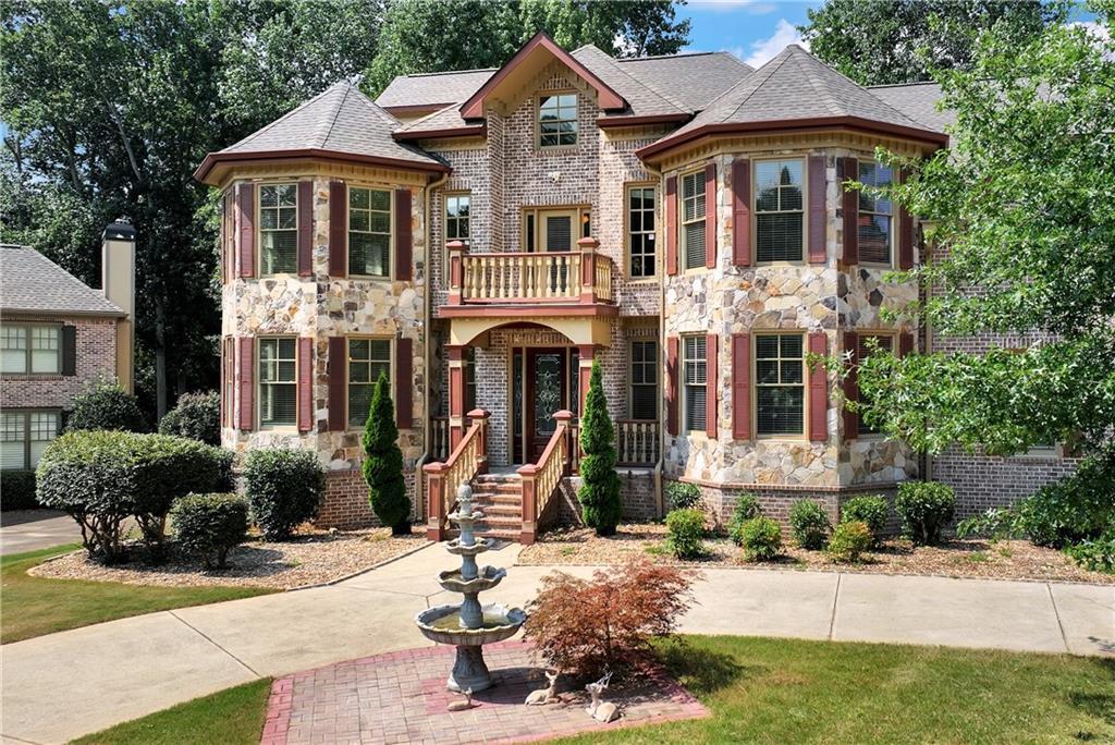 3017 Canton Pines Pl., Marietta, GA 30068