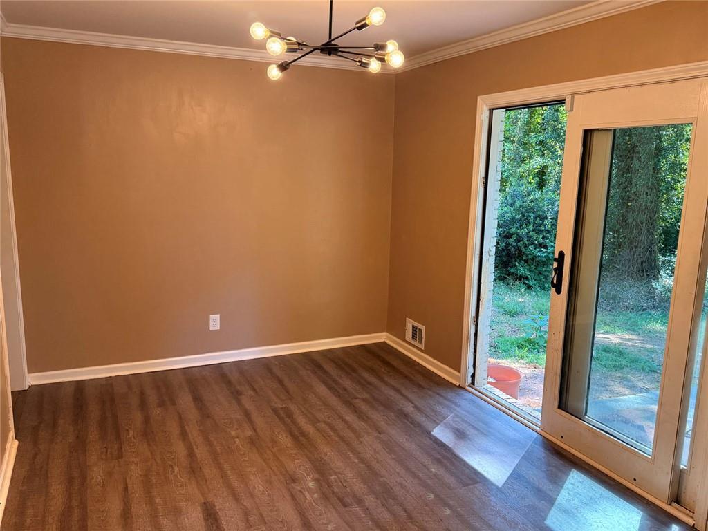 5626 Noblett Rd., Stone Mountain, GA 30087