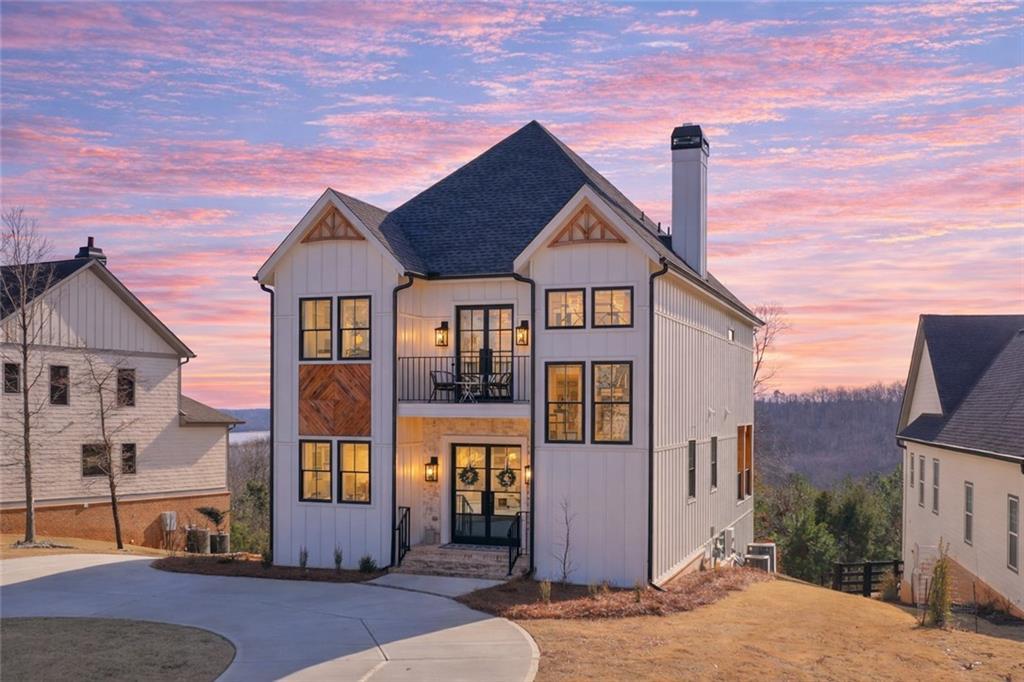 7410 Crestline Dr., Dawsonville, GA 30534