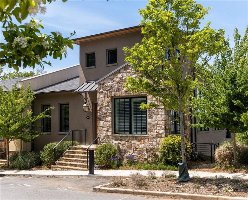 1176 Lupo Loop, Chattahoochee Hills, GA 30268