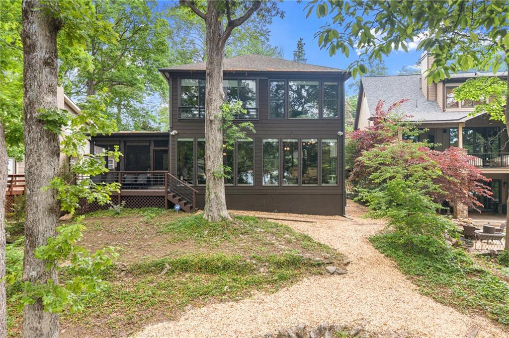 9355 Raldon Rd., Gainesville, GA 30506