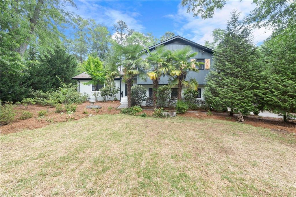 1995 Debra Ln., Marietta, GA 30066