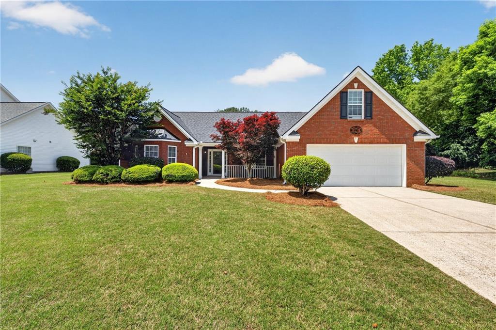 705 Annslee Ct., Loganville, GA 30052