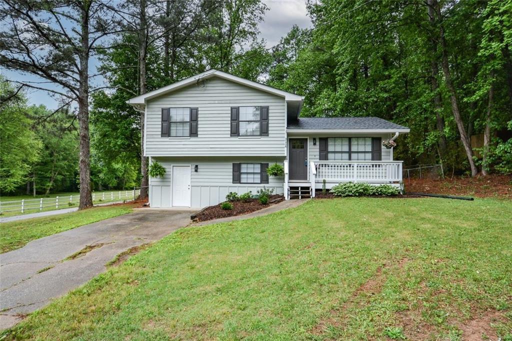 3116 Lake Monroe Rd., Douglasville, GA 30135