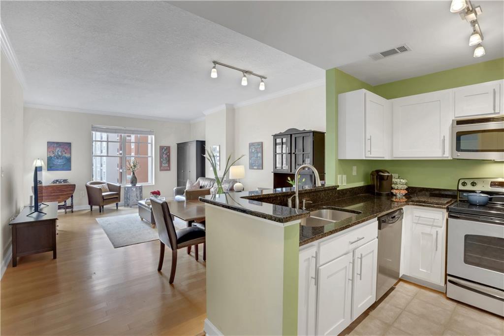 1101 Juniper St. #820, Atlanta, GA 30309