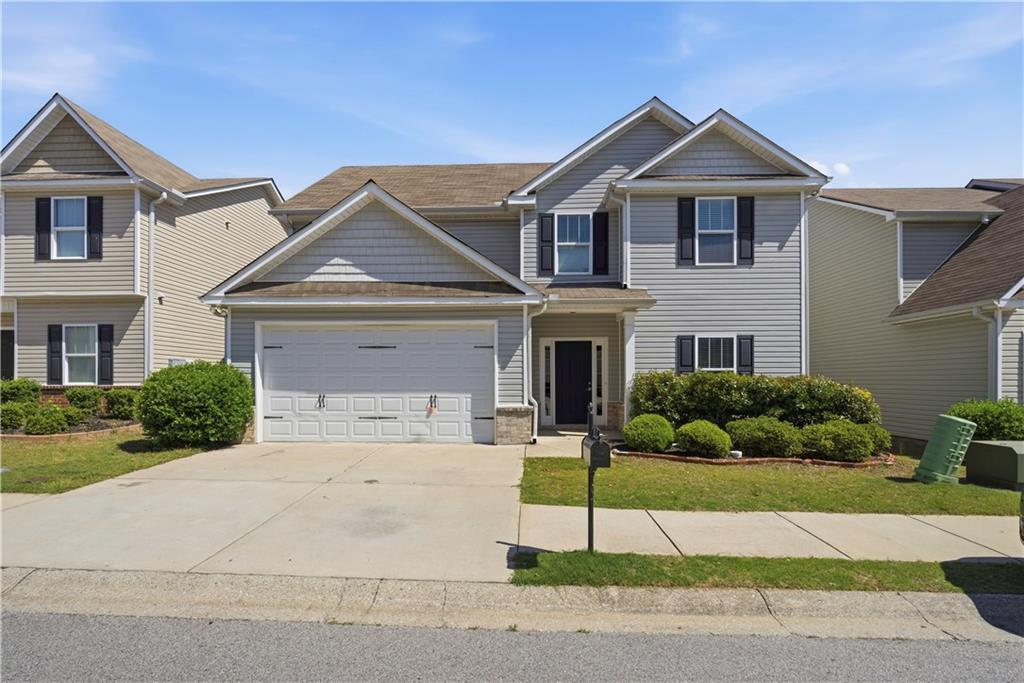 35 Crescent Ln., Dallas, GA 30157