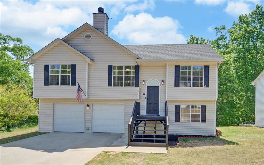 1046 Bridle Creek Dr., Flowery Branch, GA 30542