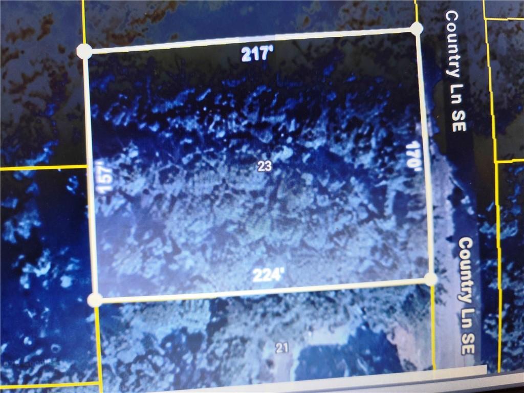 23 Country Ln., Cartersville, GA 30120