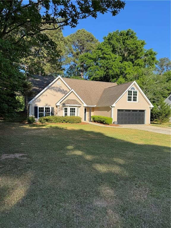 2360 Huntington Dr., Loganville, GA 30052