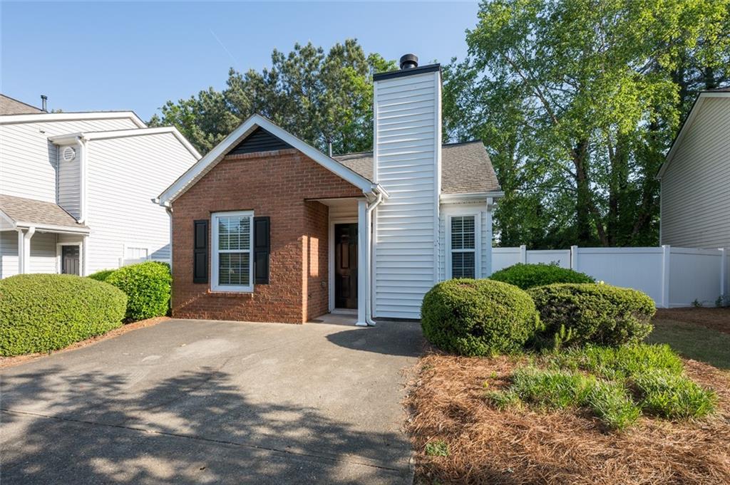 207 Daventry Way, Woodstock, GA 30188