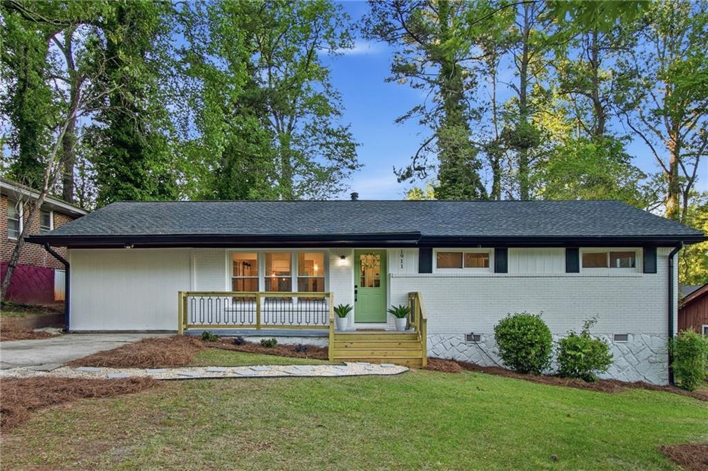 1911 Rosewood Rd., Decatur, GA 30032