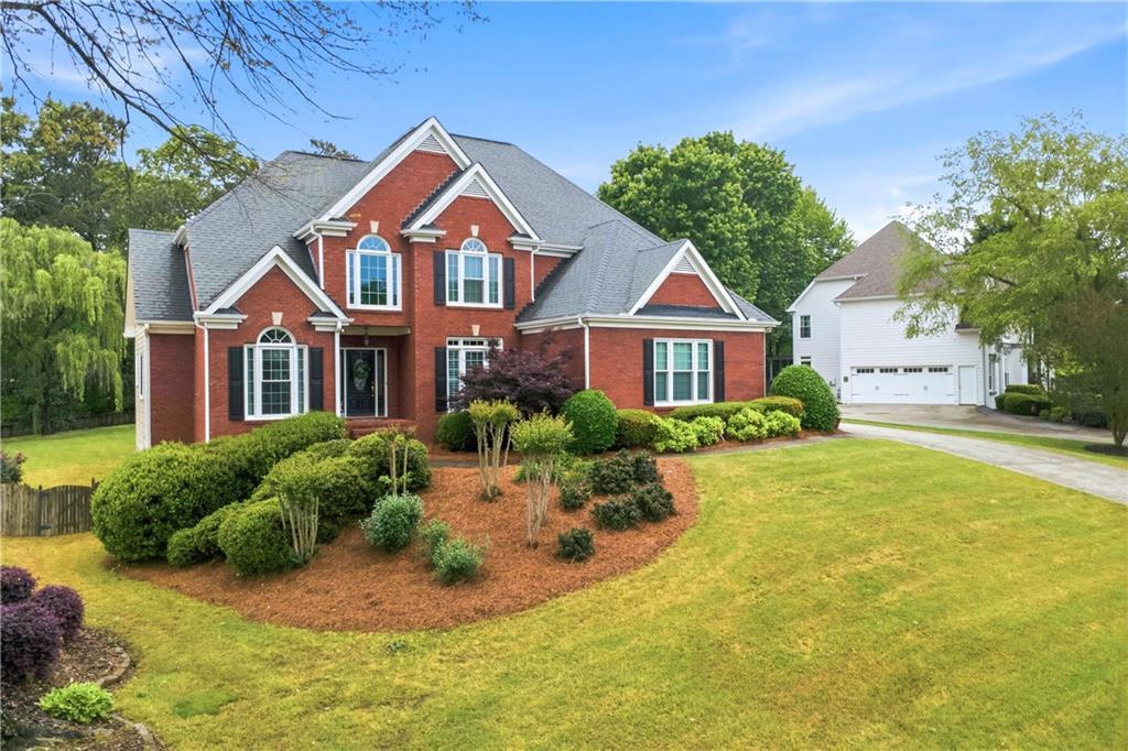 4965 Oakmont Bend Dr., Alpharetta, GA 30004