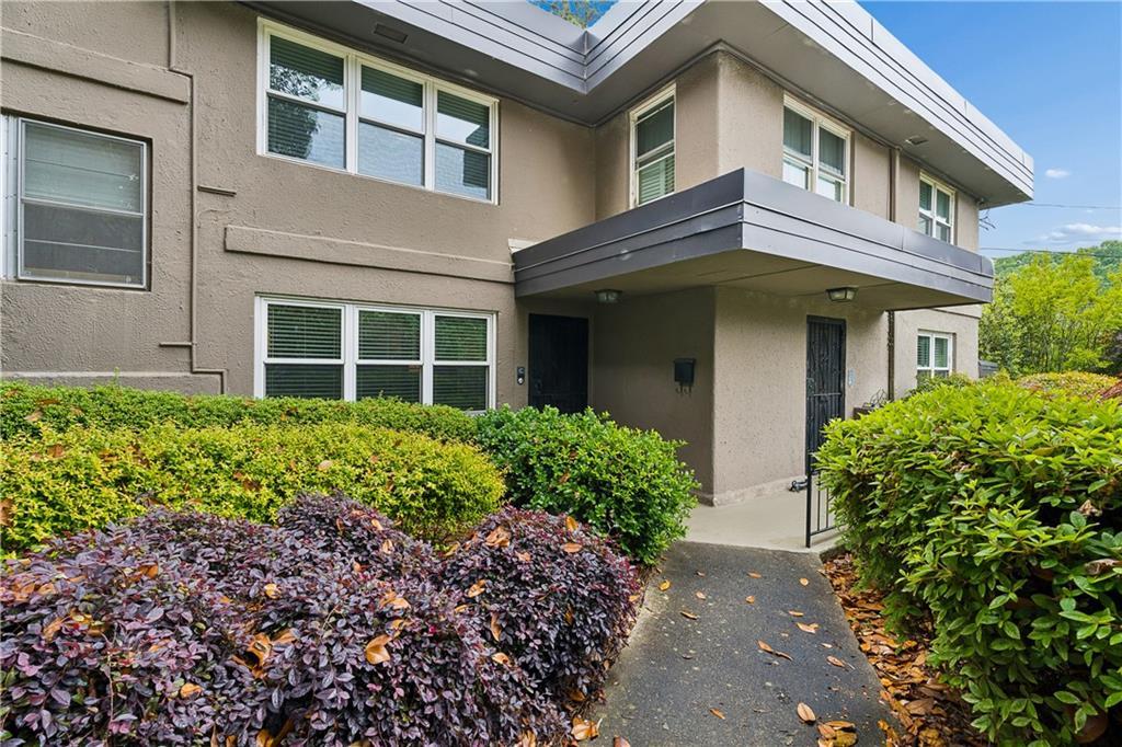 271 Lakemoore Dr. #C, Atlanta, GA 30342