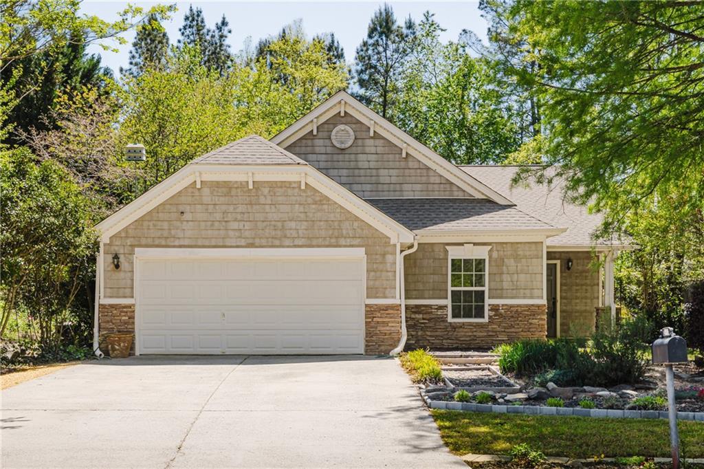 430 Autumn Creek Dr., Dallas, GA 30157