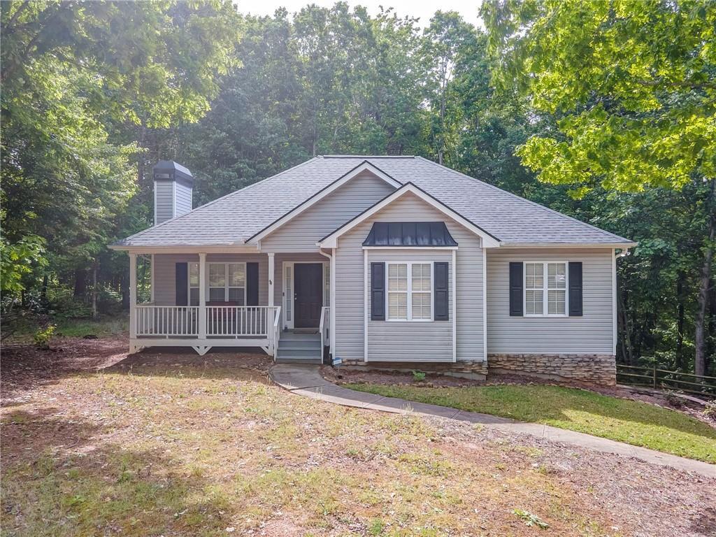 647 Philadelphia Dr., Jasper, GA 30143