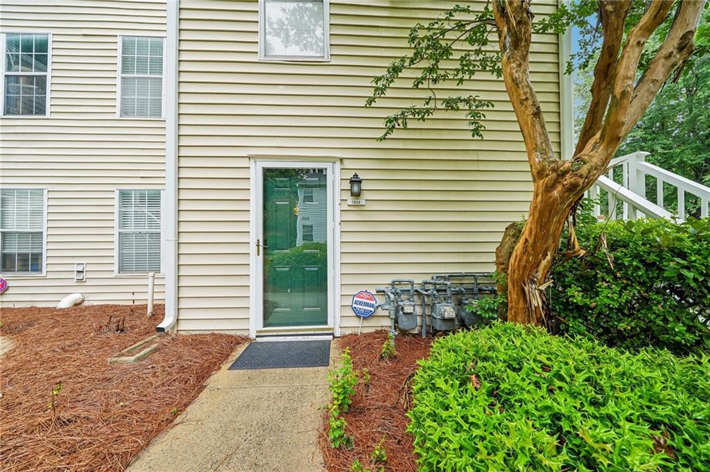 1212 Glenleaf Dr., Peachtree Corners, GA 30092
