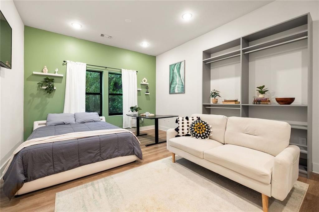 112 Rogers St. #202, Atlanta, GA 30317