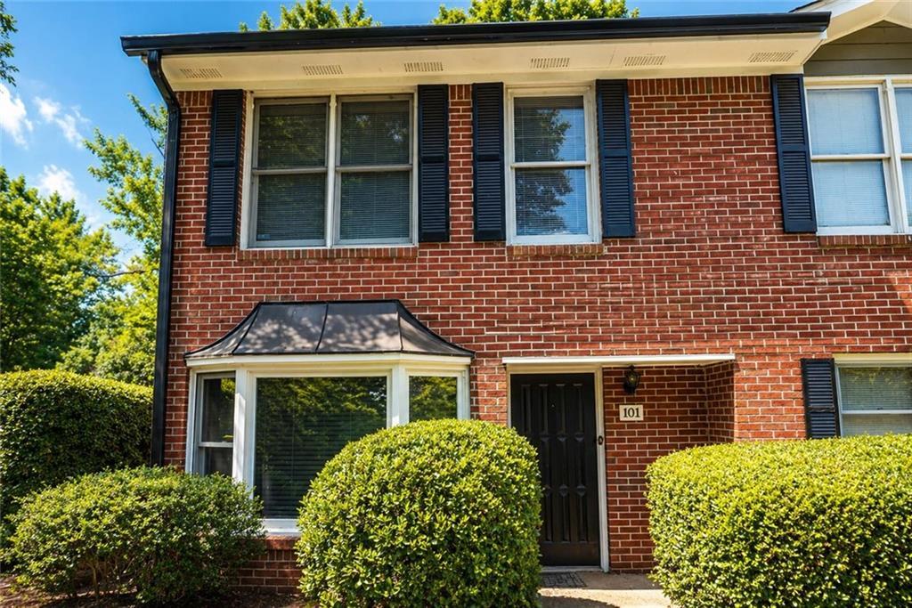 101 Oakmont Ln., Norcross, GA 30093