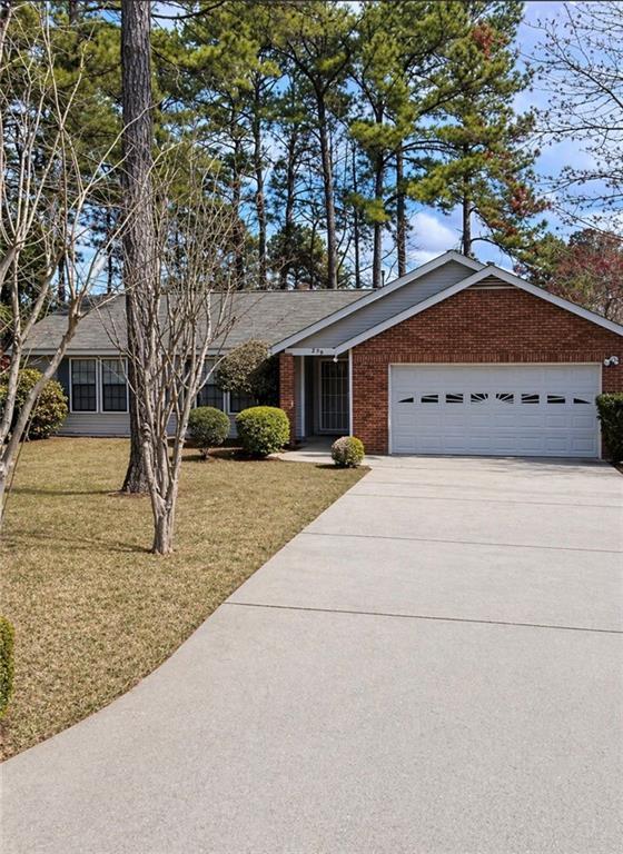 279 Blue Heron Dr., Jonesboro, GA 30238
