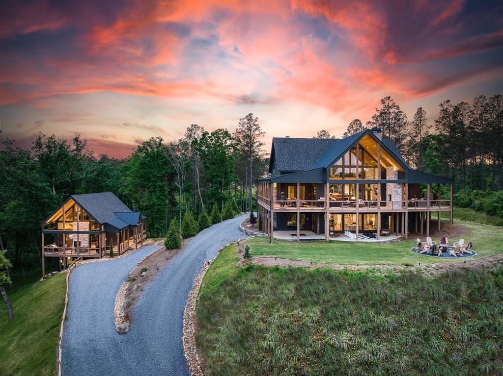 278 Oakwood Ln., Ellijay, GA 30540