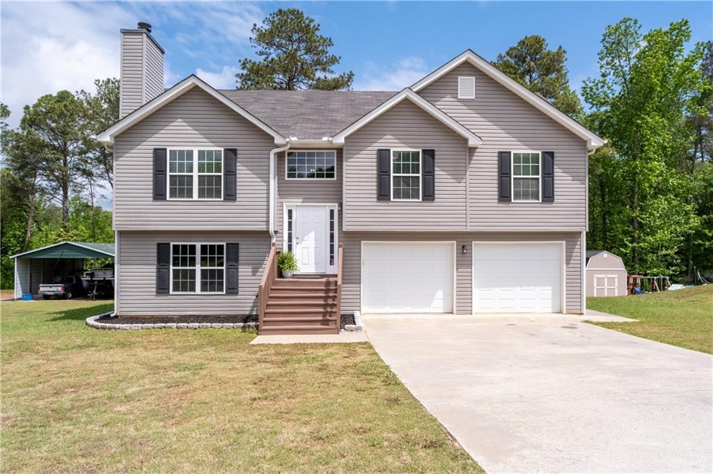 5458 Latham Manor Dr., Gainesville, GA 30506