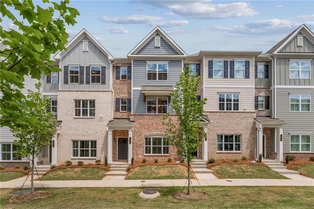 1919 Deco Dr., Kennesaw, GA 30144