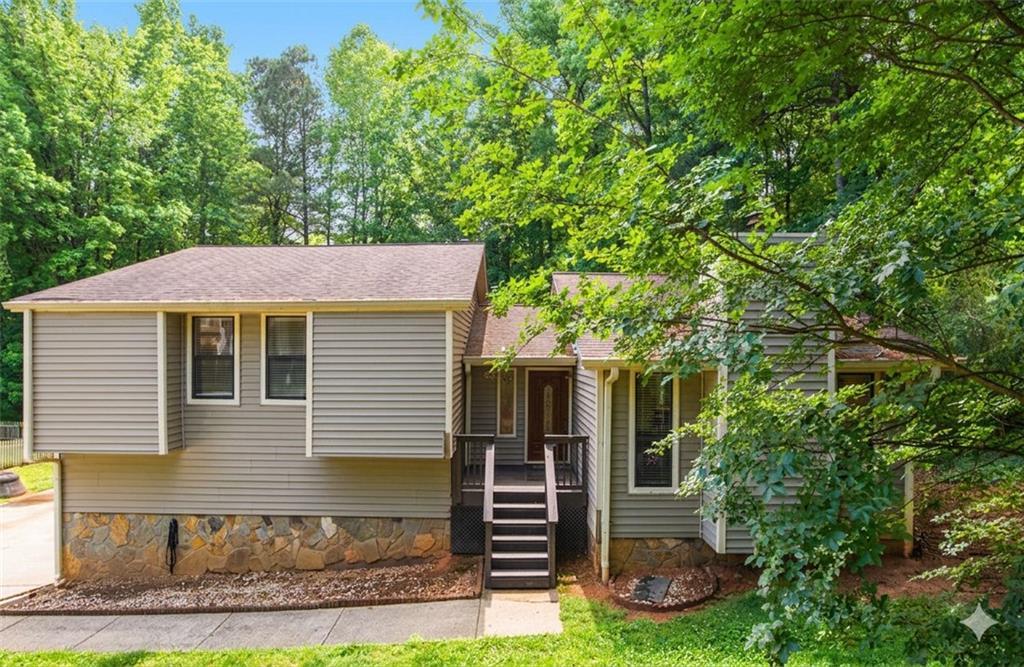 8616 Wood Springs Ct., Douglasville, GA 30135