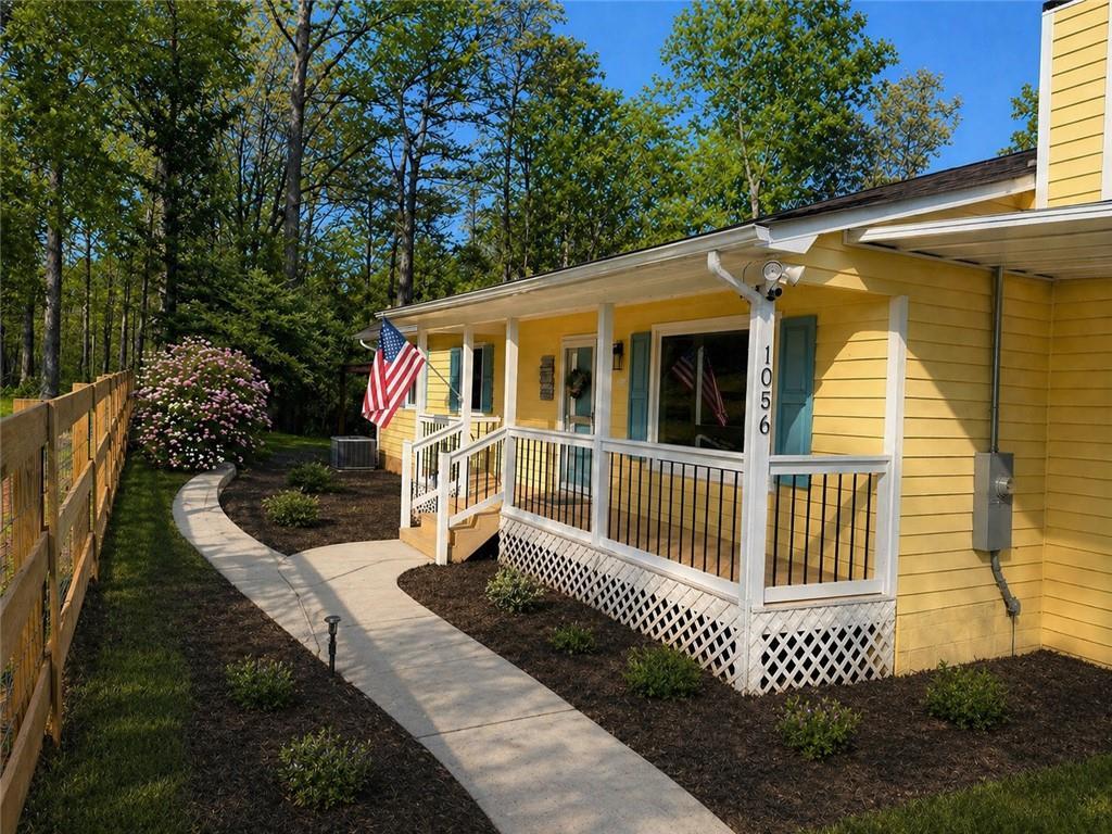 1056 Overlook Dr., Dawsonville, GA 30534