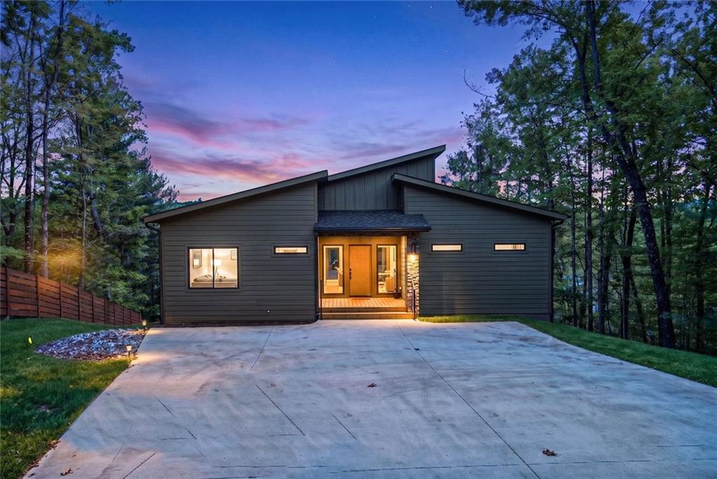 11 Falcon Dr., Blairsville, GA 30512