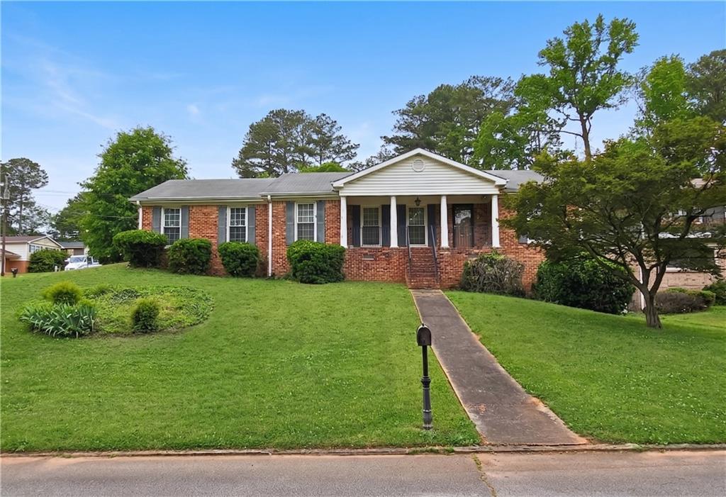 2739 Rainbow Ridge Rd., Decatur, GA 30034