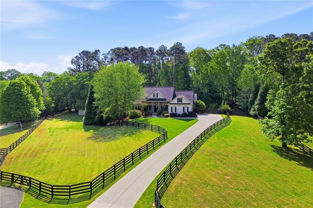102 Country Acres Ln., Canton, GA 30115