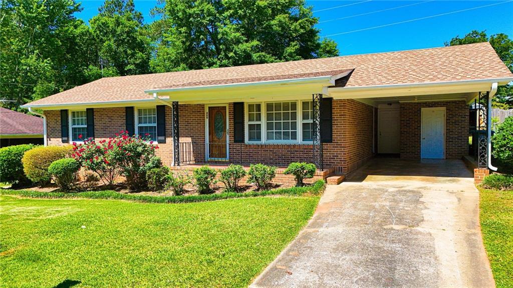 409 Dora St., Griffin, GA 30223