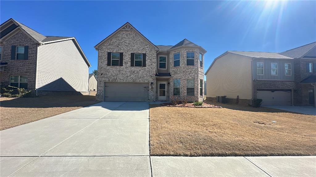 684 Lakehaven Ln., Loganville, GA 30052