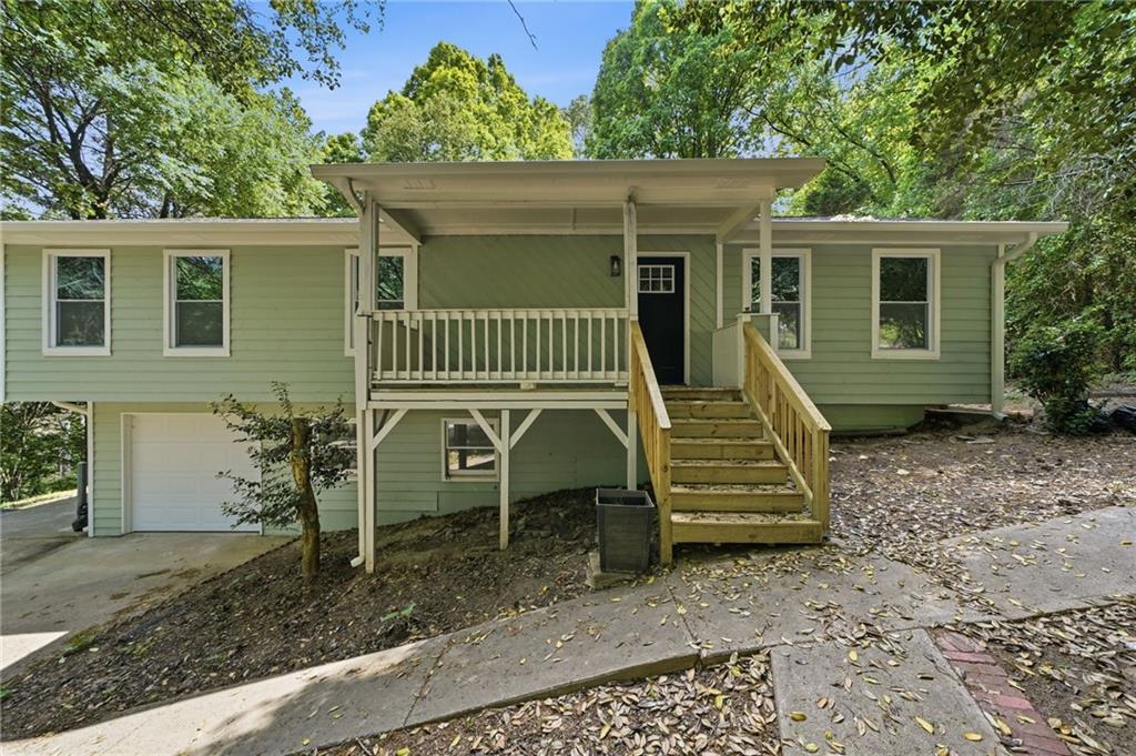 303 Quail Hollow Dr., Woodstock, GA 30188