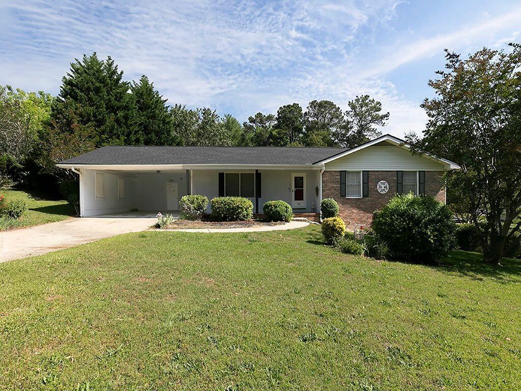 3883 N Pebble Dr., Douglasville, GA 30134